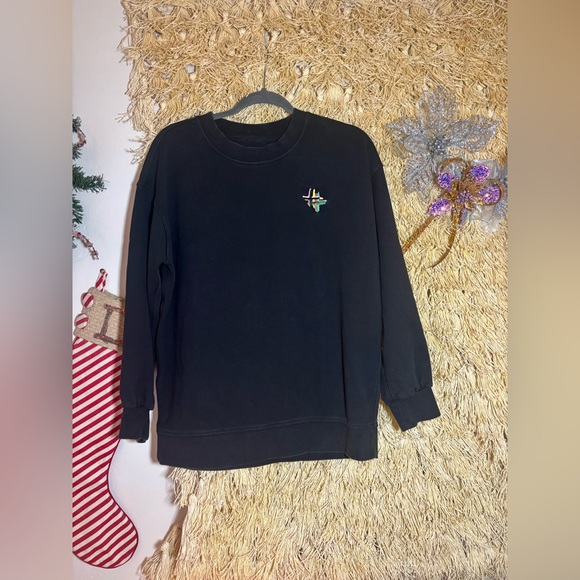 Lululemon•RARE•Perfectly Oversized Crew
Pride *graphic•LIMITED EDITION•Black•Med - Picture 6 of 15